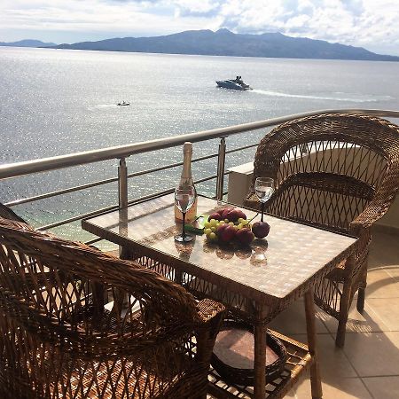 Royal King And Queen Apartment For Luxury Life Sarandë Eksteriør bilde