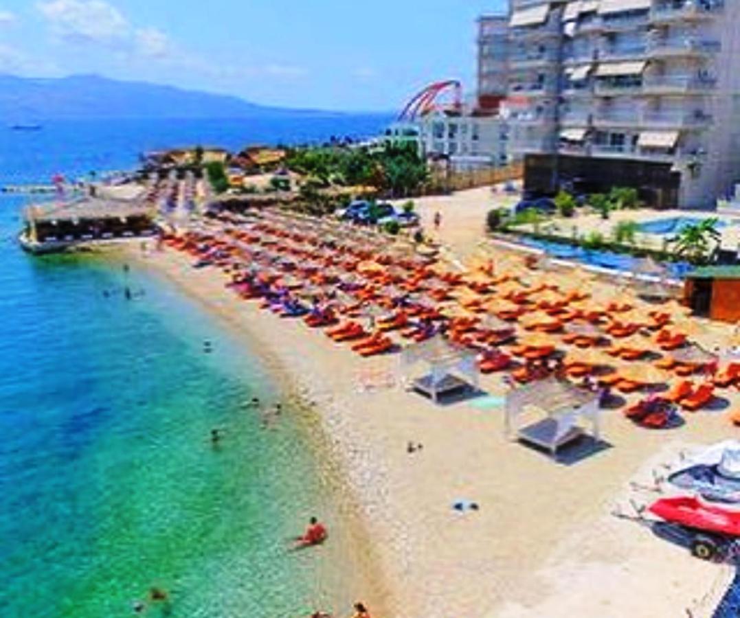 Royal King And Queen Apartment For Luxury Life Sarandë Eksteriør bilde