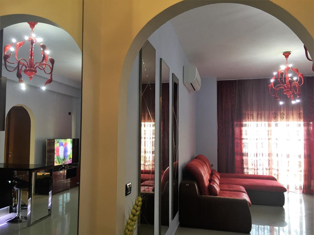 Royal King And Queen Apartment For Luxury Life Sarandë Eksteriør bilde
