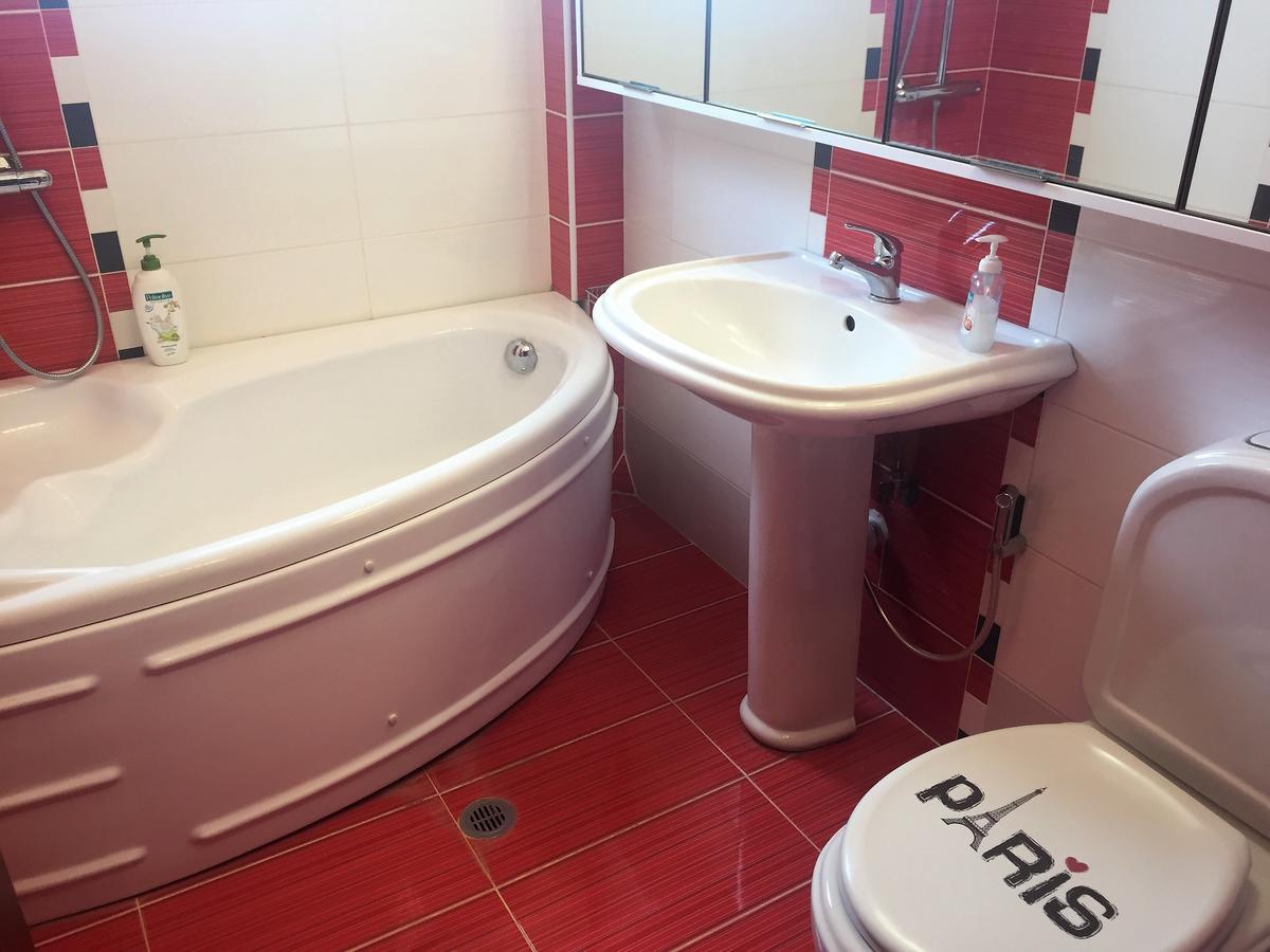 Royal King And Queen Apartment For Luxury Life Sarandë Eksteriør bilde